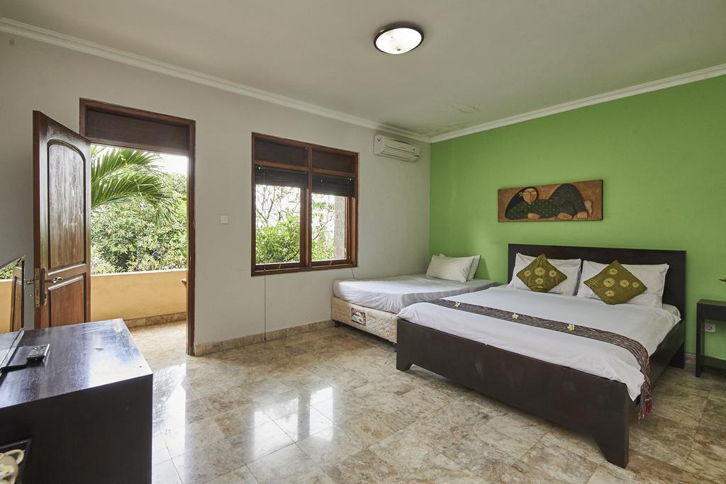 Ellies Hotel Nusa Dua  Exterior photo